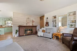 2414 28th Ave, Rock Island, IL 61201 - Photo 11