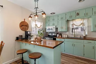 2414 28th Ave, Rock Island, IL 61201 - Photo 23