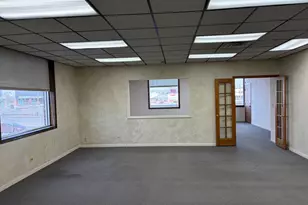 1226 Roselle Road N, Schaumburg, IL 60195 - Photo 11