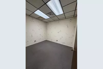 1226 Roselle Road N #A, Schaumburg, IL 60195 - Photo 7