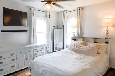 113 S Westlawn Avenue, Aurora, IL 60506 - Photo 13