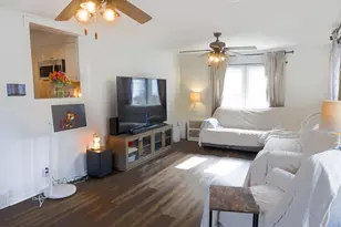 113 S Westlawn Ave, Aurora, IL 60506 - Photo 11