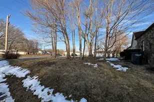 608 W Fairchild St, Danville, IL 61832 - Photo 3