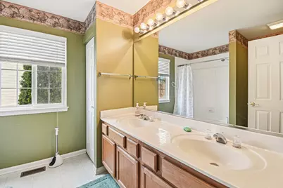 7421 Prescott Lane, Gurnee, IL 60031 - Photo 15