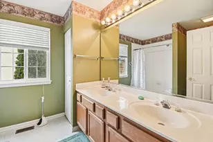 7421 Prescott Ln, Gurnee, IL 60031 - Photo 15