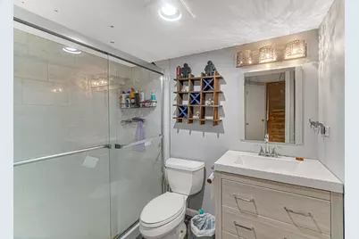 589 Marseilles Circle, Buffalo Grove, IL 60089 - Photo 15