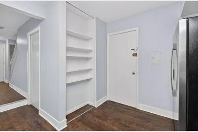 7724 Woodward Avenue, Woodridge, IL 60517 - Photo 9