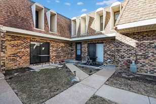 7724 Woodward Ave, Woodridge, IL 60517 - Photo 1