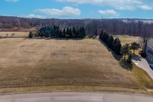 8148 Shadow Creek Ln, Yorkville, IL 60560 - Photo 1