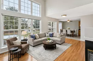 946 Willow St, Itasca, IL 60143 - Photo 3