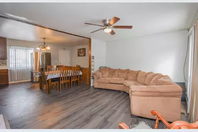 2042 Gideon Avenue, Zion, IL 60099 - Photo 5