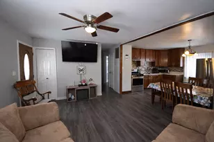 2042 Gideon Ave, Zion, IL 60099 - Photo 3