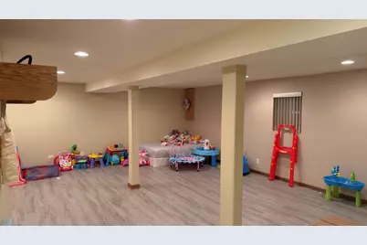 7717 W 158th Court, Orland Park, IL 60462 - Photo 11