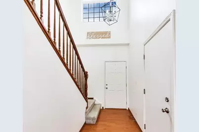 616 Yorkshire Lane #616, Pingree Grove, IL 60140 - Photo 3