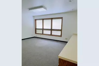 1515 W Walnut Street #9, Jacksonville, IL 62650 - Photo 9