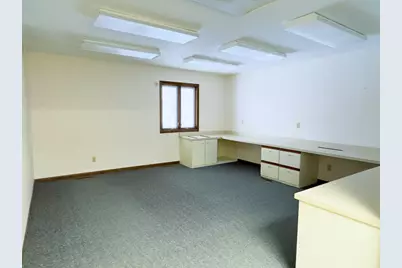 1515 W Walnut Street #9, Jacksonville, IL 62650 - Photo 5