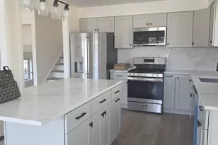 7544 Mason Ave, Burbank, IL 60459 - Photo 7