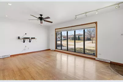 125 Mildred Lane, Chicago Heights, IL 60411 - Photo 9