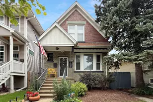 1140 S Harvey Ave, Oak Park, IL 60304 - Photo 1