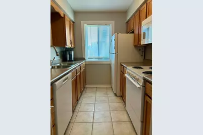 12850 Crestbrook Court #10, Crestwood, IL 60418 - Photo 5