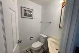 1430 Haise Ln, Elk Grove Village, IL 60007 - Photo 7