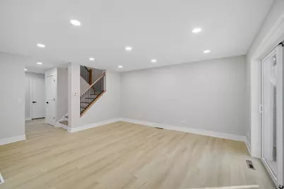 1175 Hunters Lane, Lake Zurich, IL 60047 - Photo 9