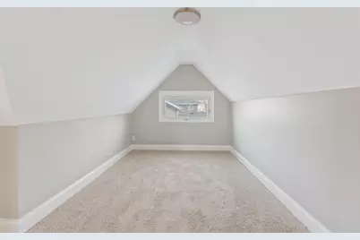 418 W Illinois Avenue, Aurora, IL 60506 - Photo 25