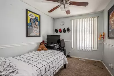 1797 Queensbury Circle, Hoffman Estates, IL 60169 - Photo 11