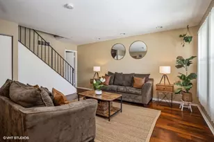 1797 Queensbury Cir, Hoffman Estates, IL 60169 - Photo 3