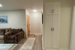 8326 Christiana Ave, Skokie, IL 60076 - Photo 11