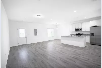 1128 Gillespie Lane #1128, Yorkville, IL 60560 - Photo 3