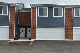 1128 Gillespie Ln, Yorkville, IL 60560 - Photo 1