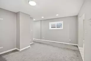 107 N State St, Aurora, IL 60505 - Photo 13