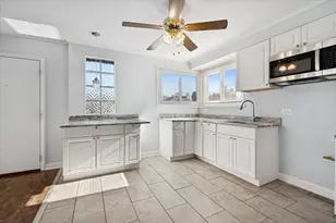 12538 S Justine St, Calumet Park, IL 60827 - Photo 9