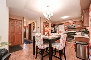 3805 Bertrand Ln, Beach Park, IL 60099 - Photo 9