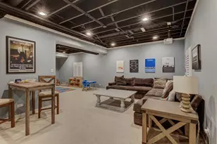 881 S Bryan St, Elmhurst, IL 60126 - Photo 39