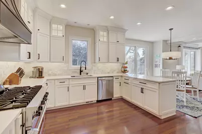 881 S Bryan Street, Elmhurst, IL 60126 - Photo 13