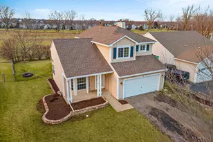 305 Harvest Gate Rd, Lake in the Hills, IL 60156 - Photo 35