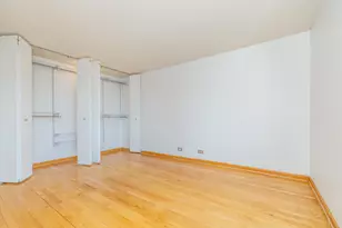 70 W Huron St, Chicago, IL 60654 - Photo 41