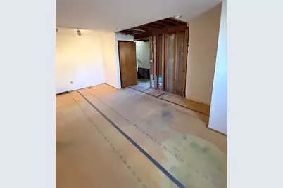 2724 N Country Club Terrace Terrace, Rockford, IL 61103 - Photo 27