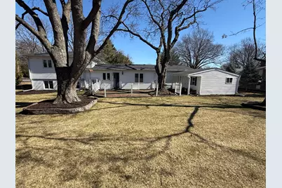 2724 N Country Club Terrace Terrace, Rockford, IL 61103 - Photo 9