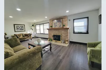 1535 & 1535 1/2 S 5th Avenue, Kankakee, IL 60901 - Photo 7