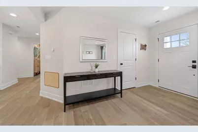 1210 W 55th Place, Countryside, IL 60525 - Photo 3