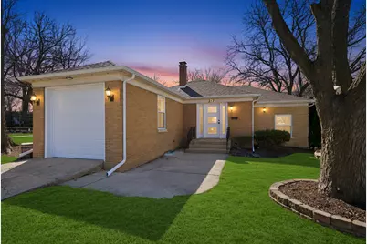 217 E 11th Street, Lockport, IL 60441 - Photo 1