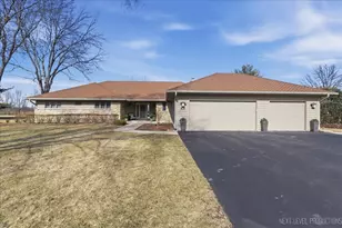 68 Oak Creek Dr, Yorkville, IL 60560 - Photo 3