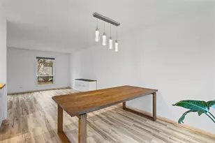 222 Abilene Ln, Vernon Hills, IL 60061 - Photo 7