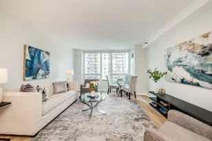 33 W Ontario St, Chicago, IL 60654 - Photo 3