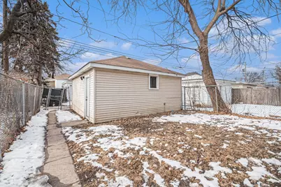 1702 N Meade Avenue #1, Chicago, IL 60639 - Photo 13