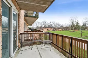 8025 Woodglen Ln, Downers Grove, IL 60516 - Photo 13