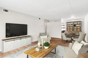 8025 Woodglen Ln, Downers Grove, IL 60516 - Photo 5